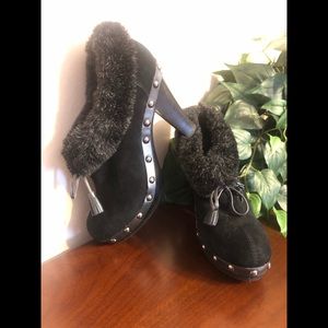 Colin Stuart Black Faux Fur & Suede Studded Booties